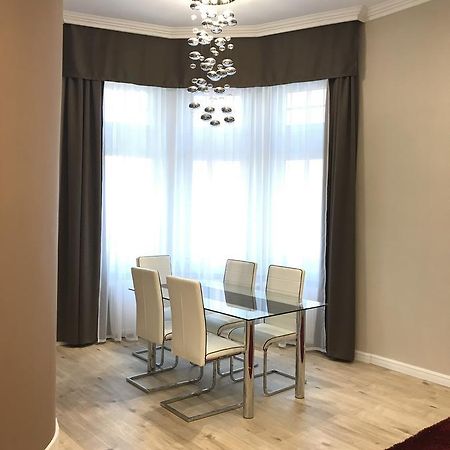 Gozsdu Glamour Apartment 부다페스트 외부 사진